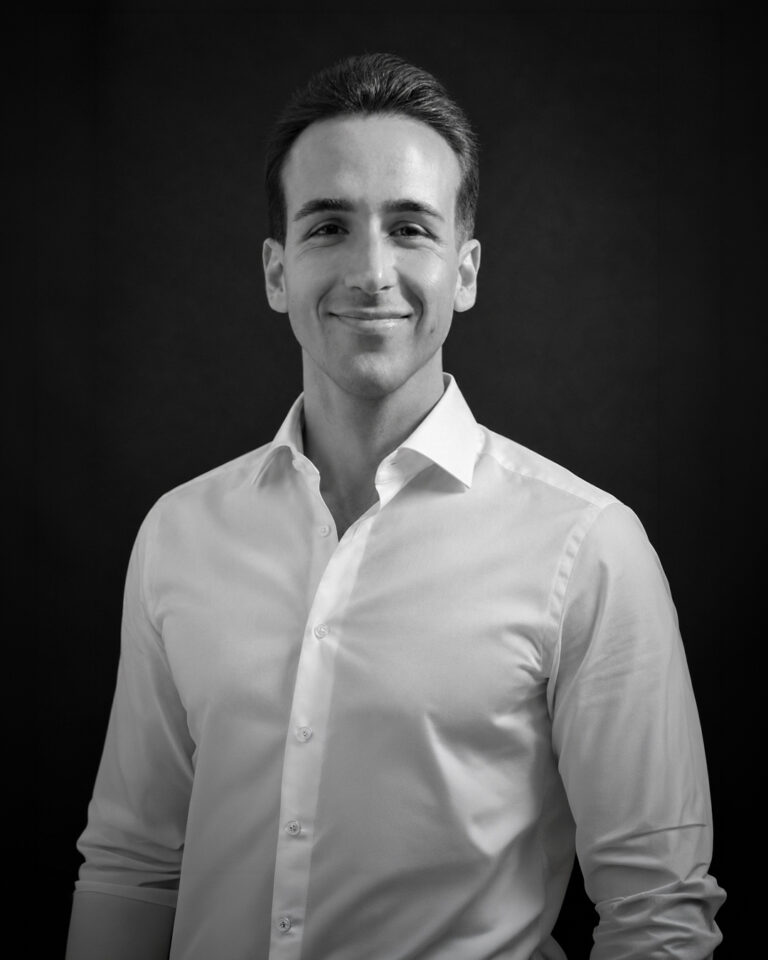 Diseño web y desarrollo profesional 14soles - Oscar Ferris Web